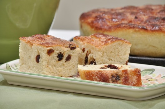 Cinnamon-Raisin Focaccia Sqaures
