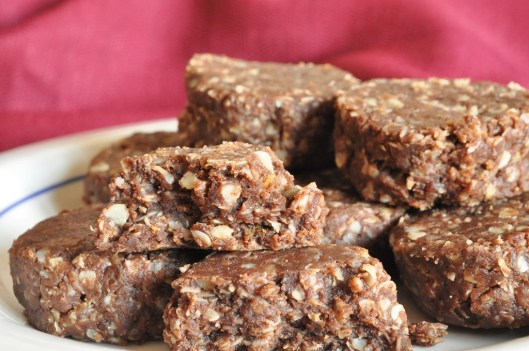 No-Bake Chocolate Peanut Oat Cookies
