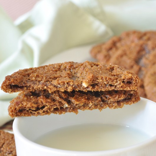 Chewy Pecan-Coconut Cookie